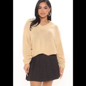 Nude sweater size L NWT